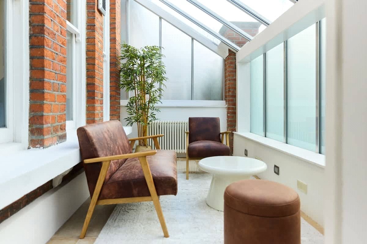 House Rudall Crescent in Greater London