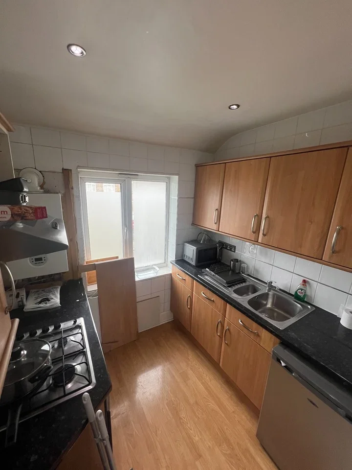 Flat Ferndown in Greater London