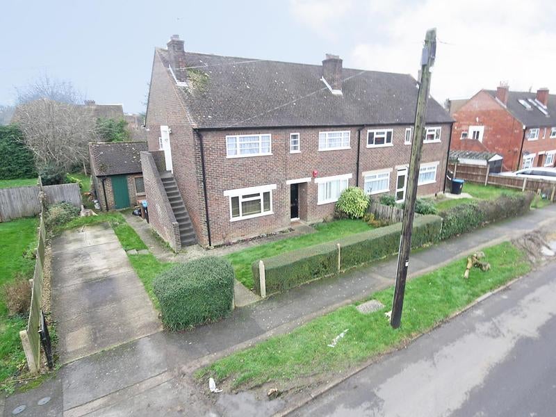Flat Blanchman's Road in Warlingham