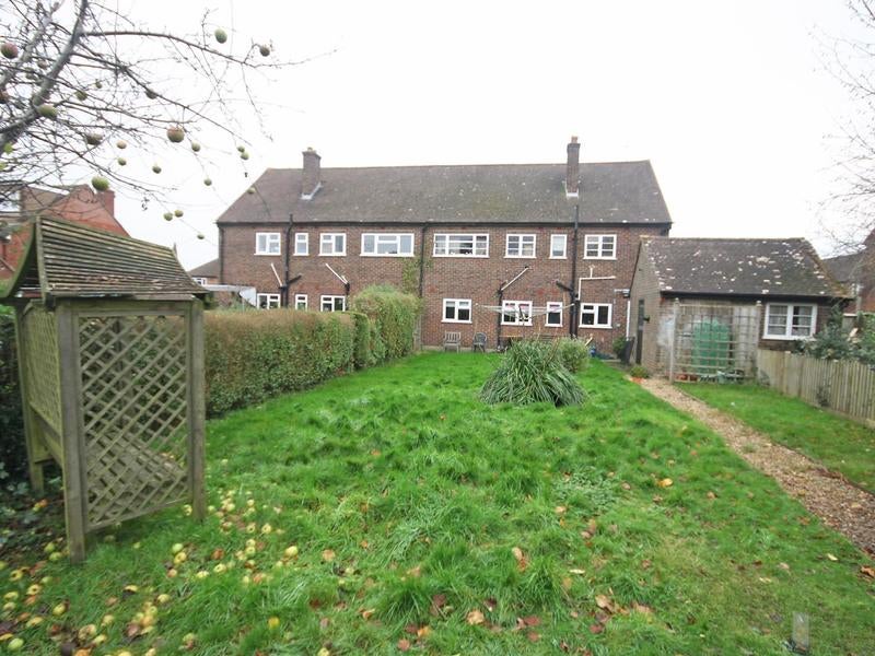 Flat Blanchman's Road in Warlingham