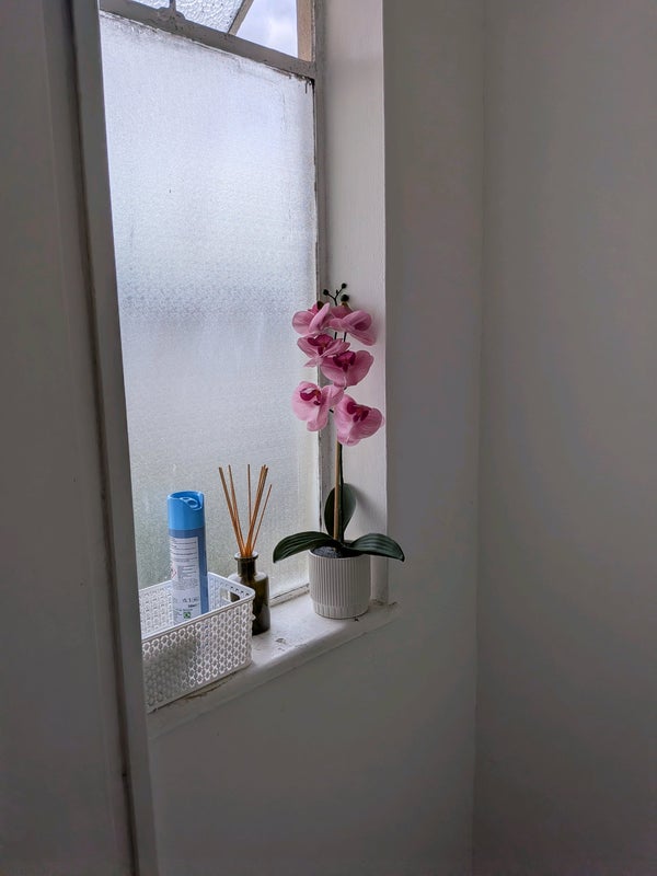 Room Headlam Road in Greater London
