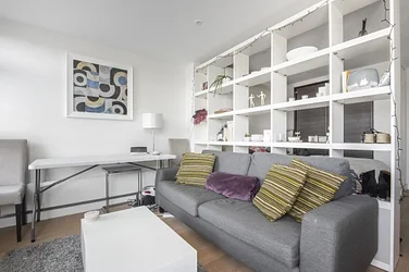Flat Montpelier Row in Greater London
