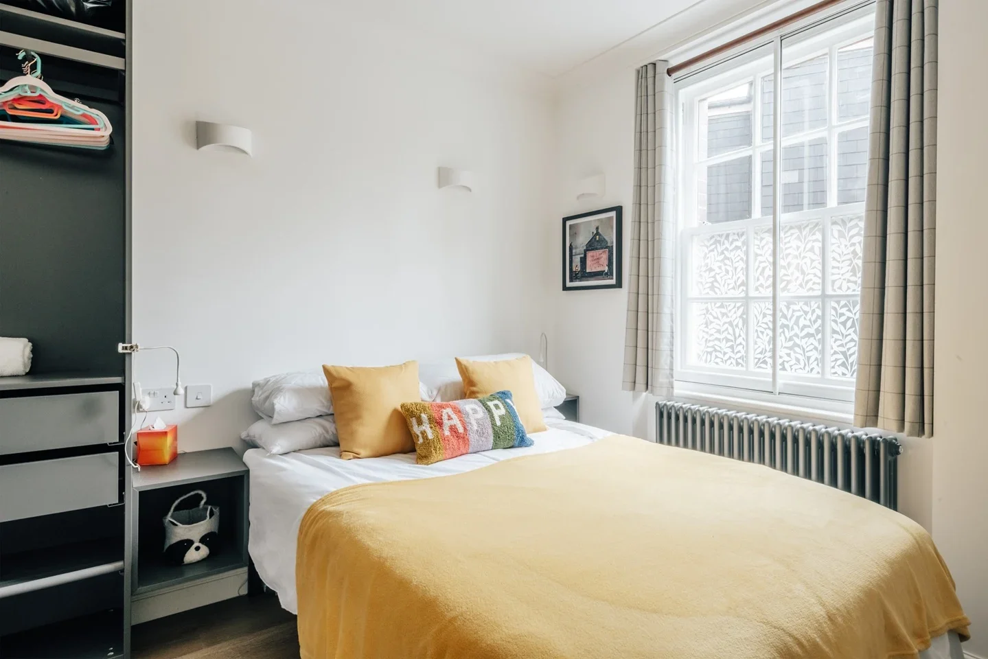 Flat Wellington Way in Greater London