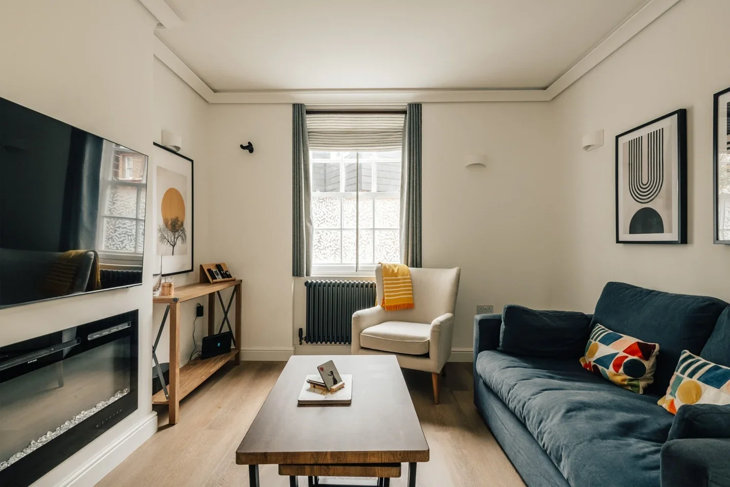 Flat Wellington Way in Greater London