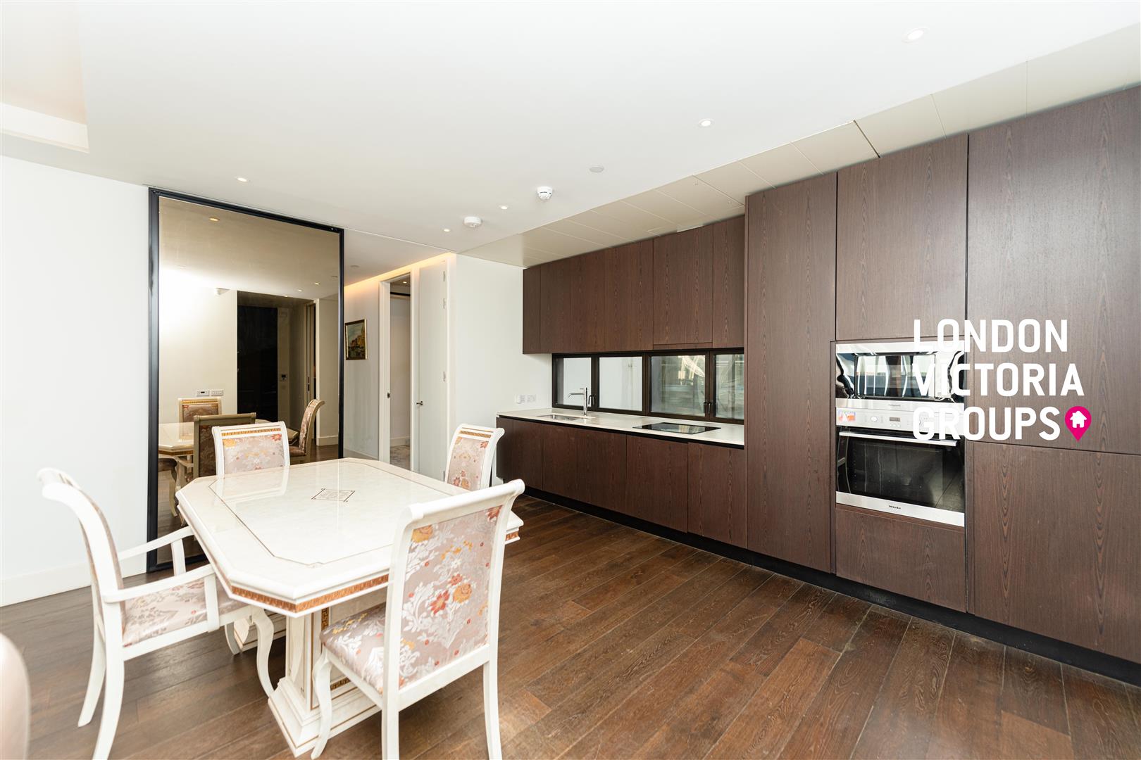Flat Artillery Row in City of Westminster