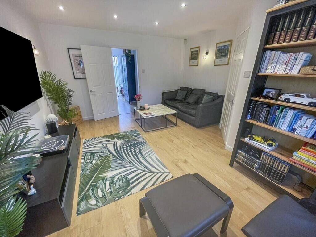 House Impson Way in Breckland District