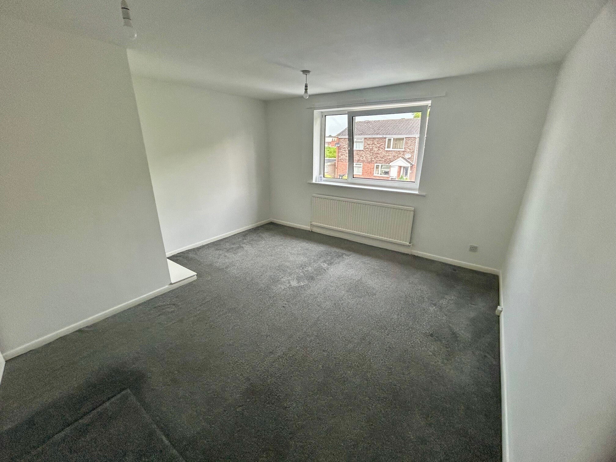 House Hartfield Close in Chesterfield