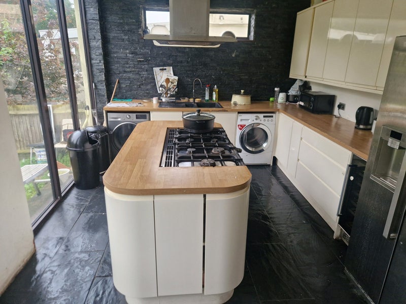 Room Sidcup Road in Greater London