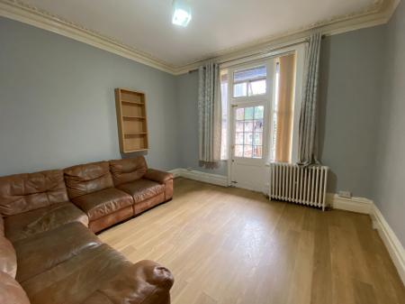 Flat Palatine Road in Manchester
