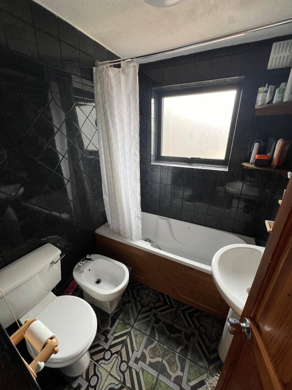 Room Newman Road in Greater London