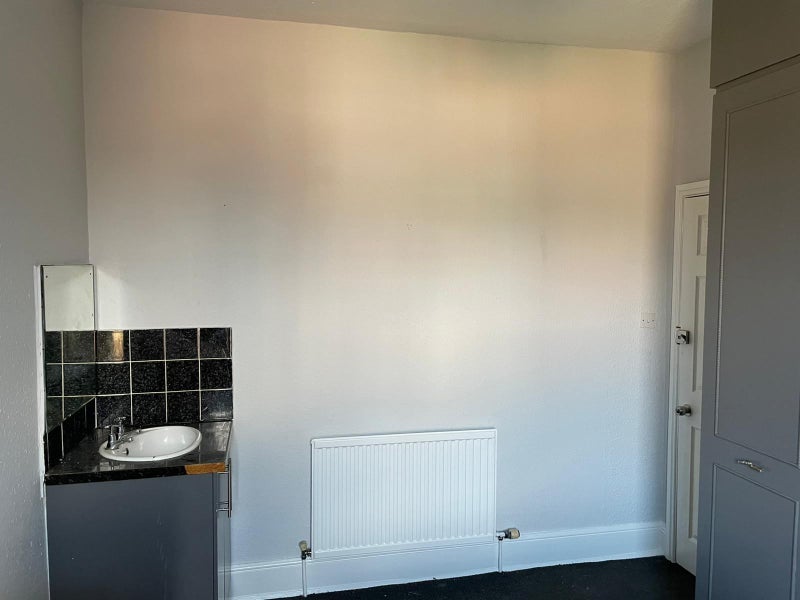 Room Baxter Road in Trafford