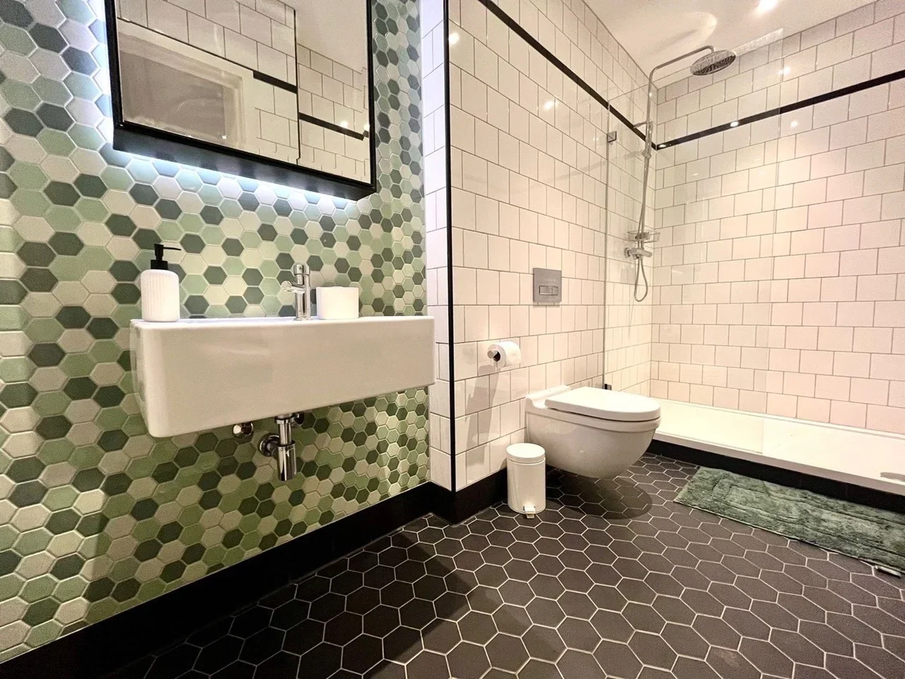 Flat New Goulston Street in Greater London
