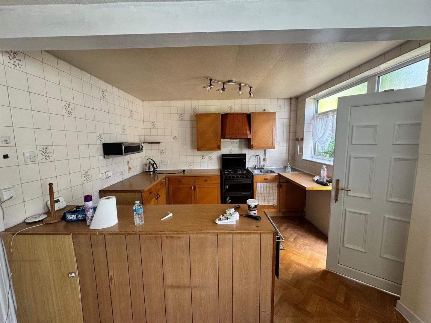 House Valdene Close in Farnworth