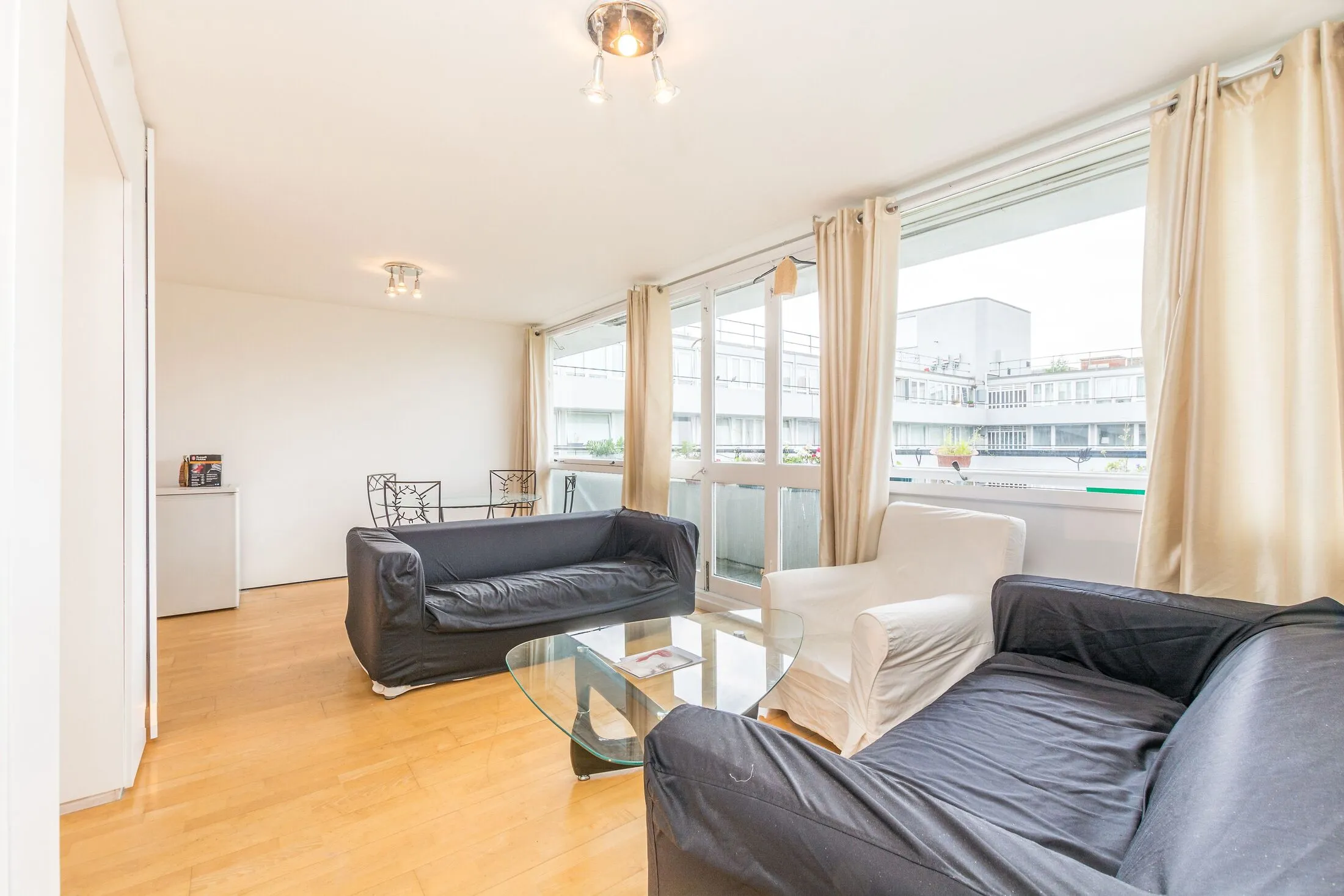 Flat Clipstone Street in City of Westminster