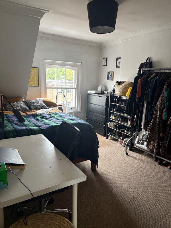 Room Harecourt Road in Greater London