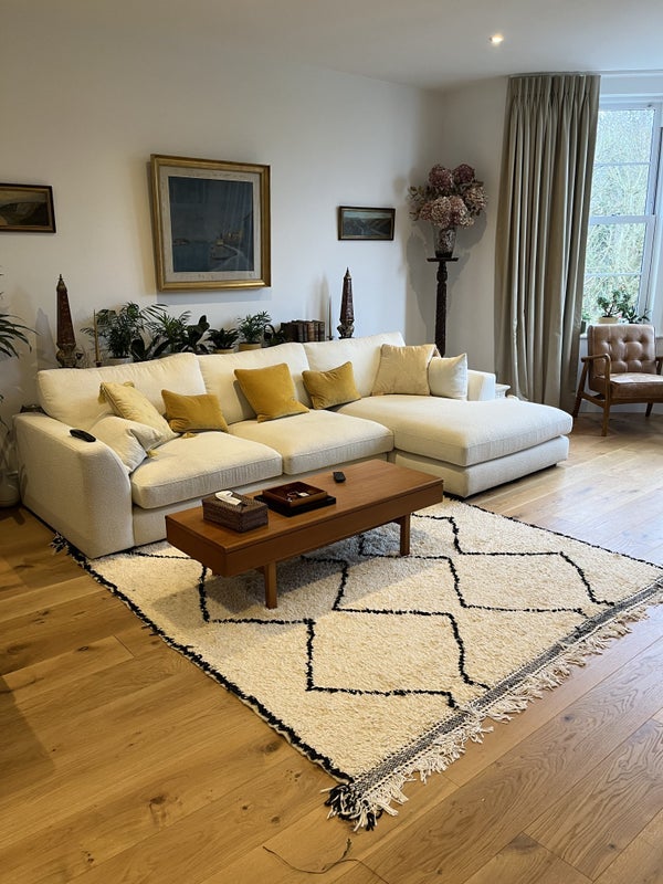 Flat Bay Road in Clevedon