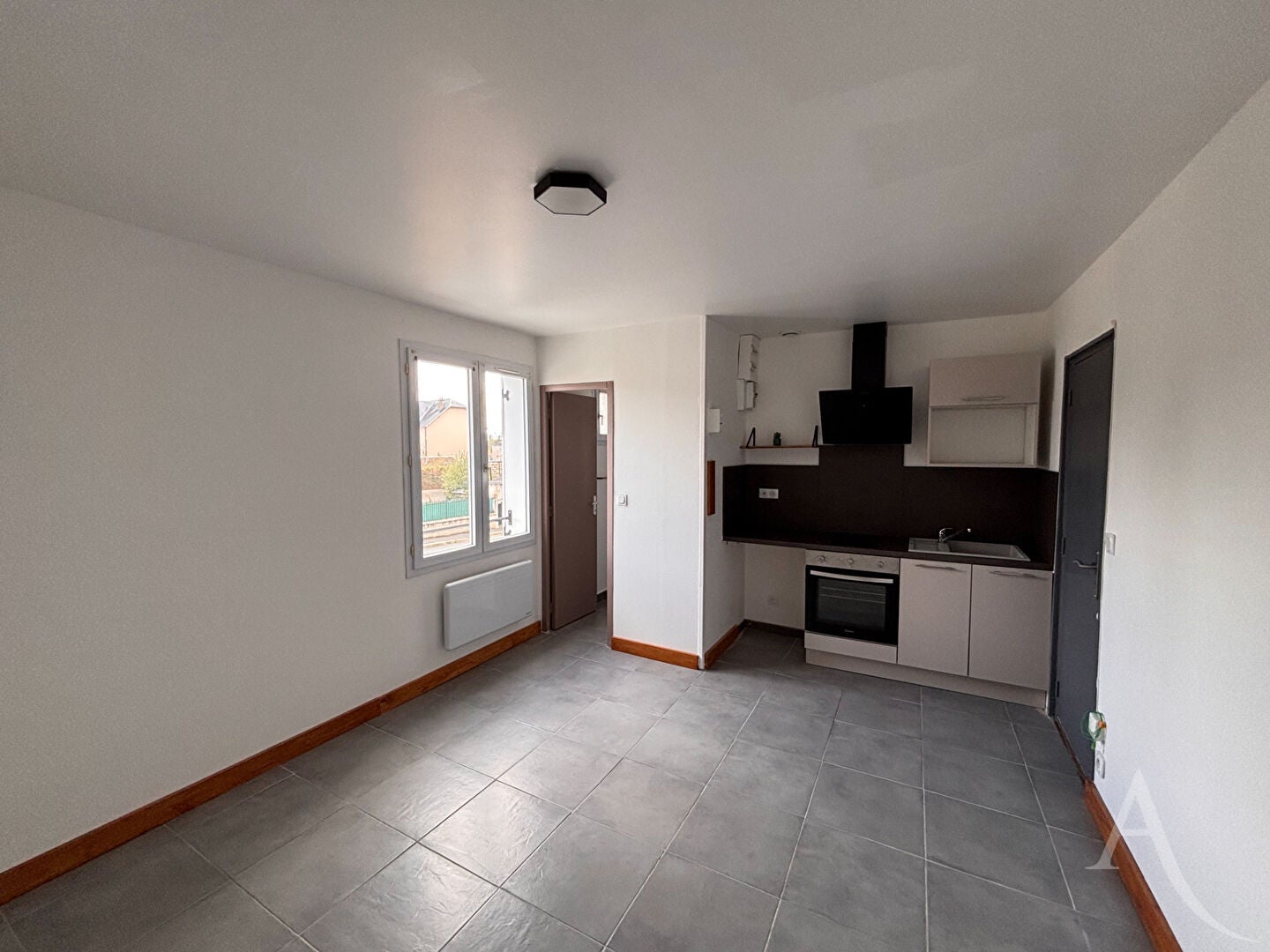 Flat Grande Rue in Neuvy-Pailloux