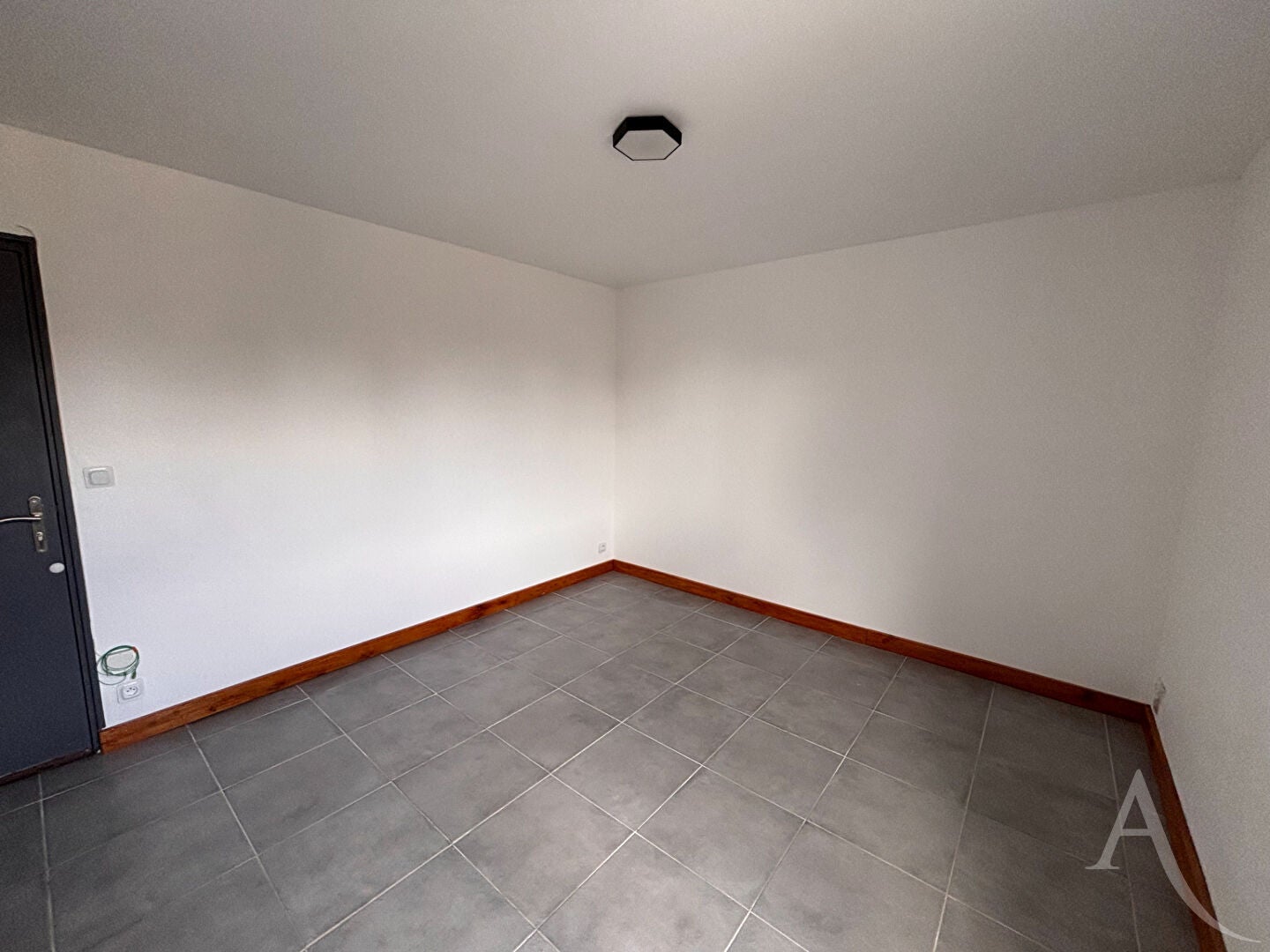 Flat Grande Rue in Neuvy-Pailloux