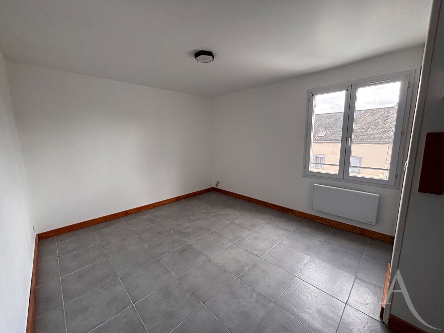 Flat Grande Rue in Neuvy-Pailloux