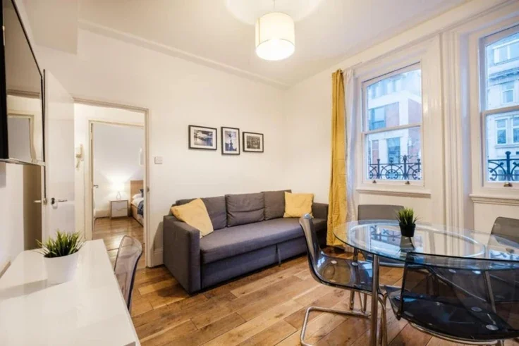 Flat Oxford Street in City of Westminster