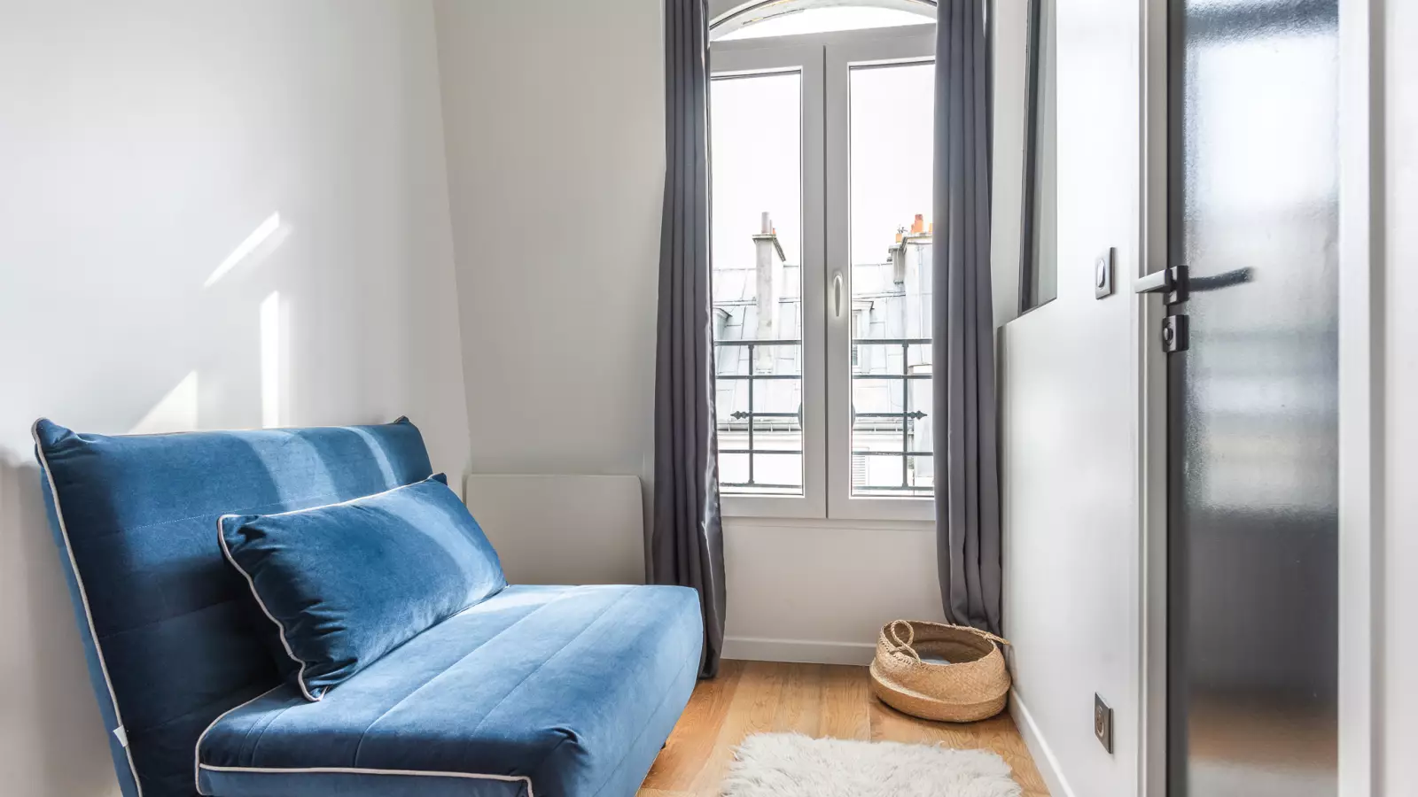 Flat Rue Blanche in Paris