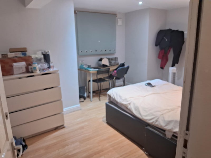 Room Talbot Mount in Leeds