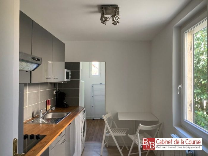 Flat Rue de Navarre in Bordeaux