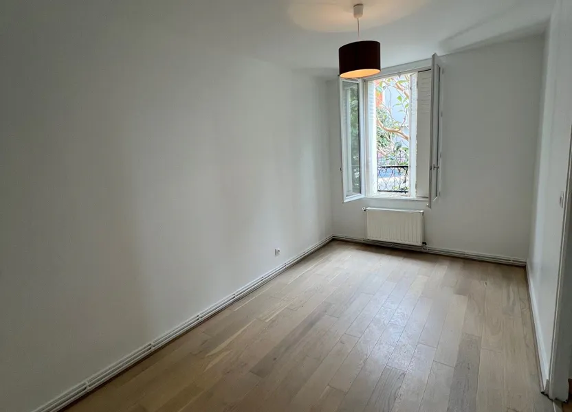 Flat Rue de Stalingrad in Drancy