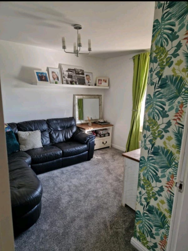 Room Sandwath Drive in Church Fenton