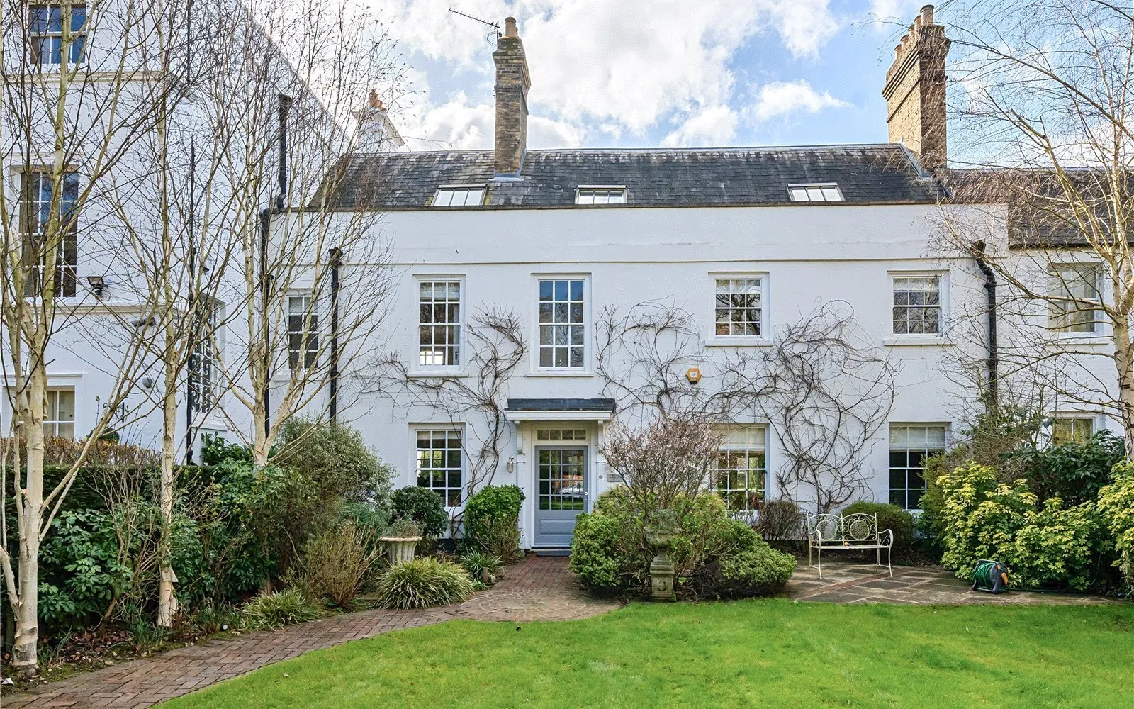 House Winkfield Lane in Winkfield Street