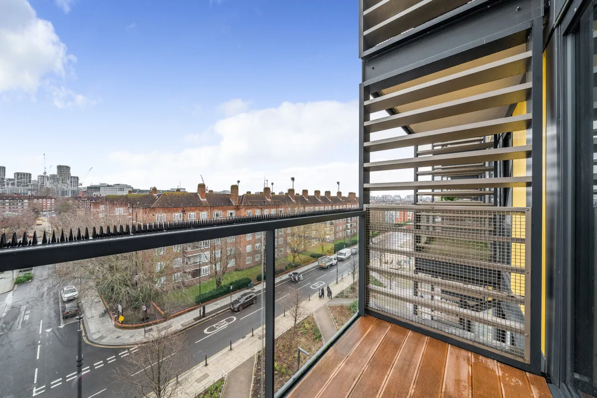 Flat Bloemfontein Road in Greater London