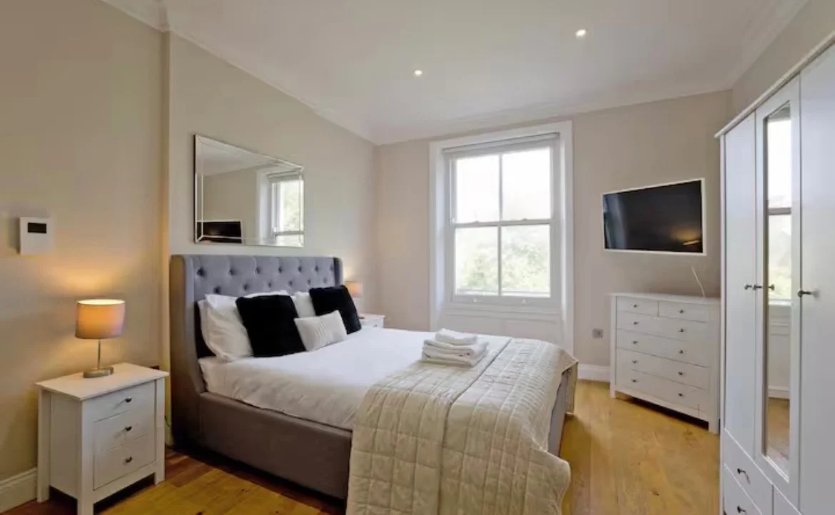 Room Cromwell Road in Greater London