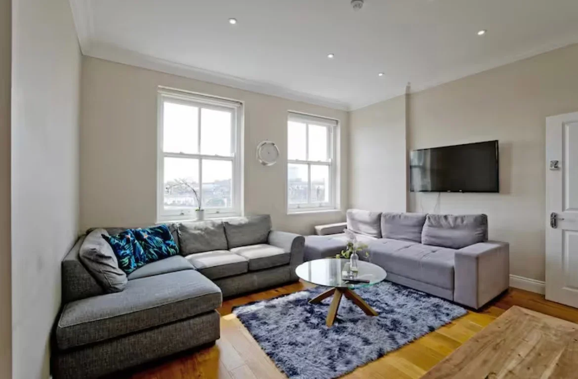 Room Cromwell Road in Greater London