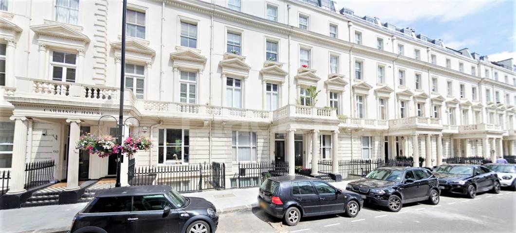 Flat Iverson Road in Greater London