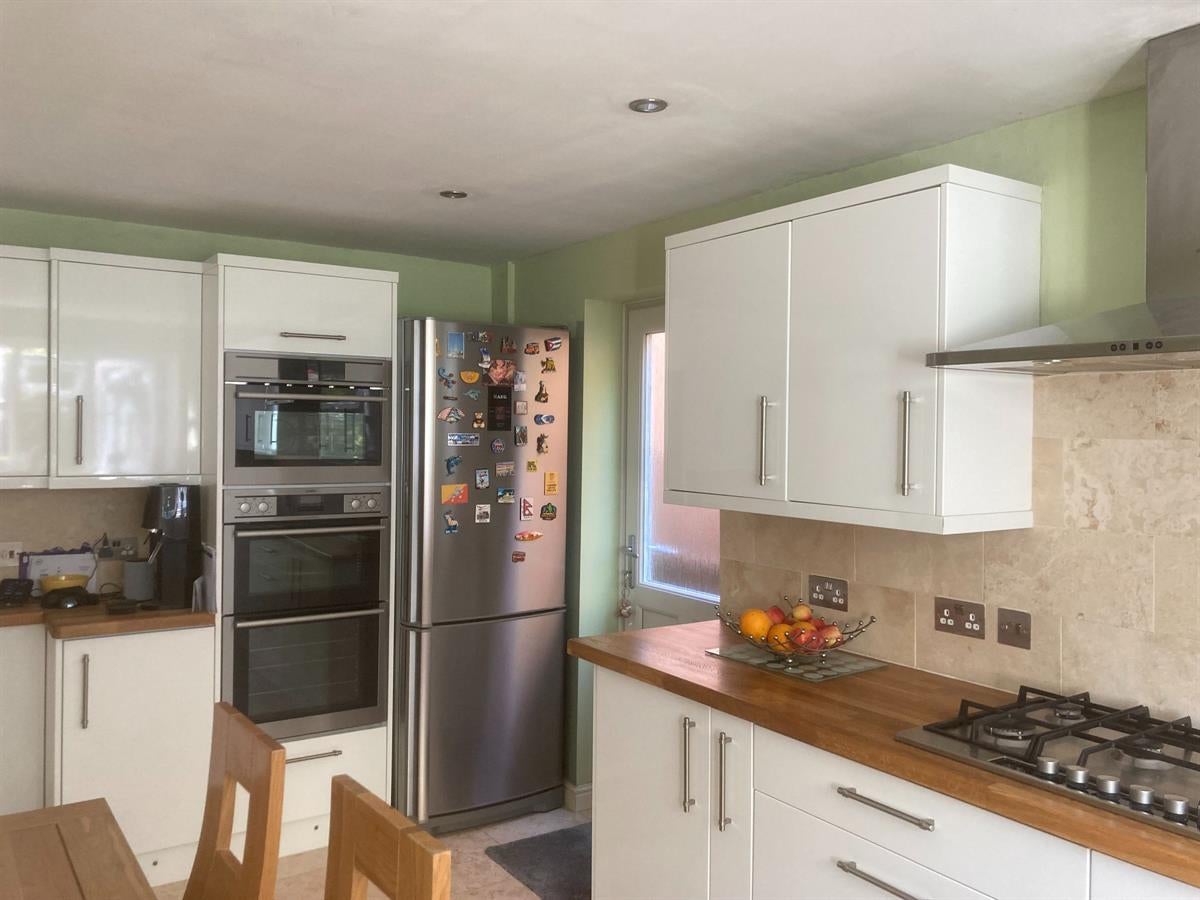 House Joyce Close in Tunbridge Wells