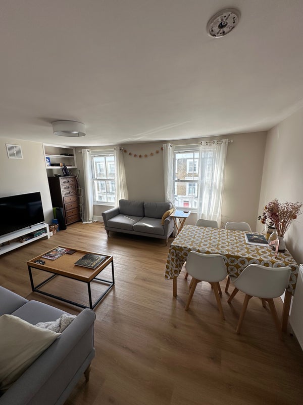 Room Fernlea Road in Greater London