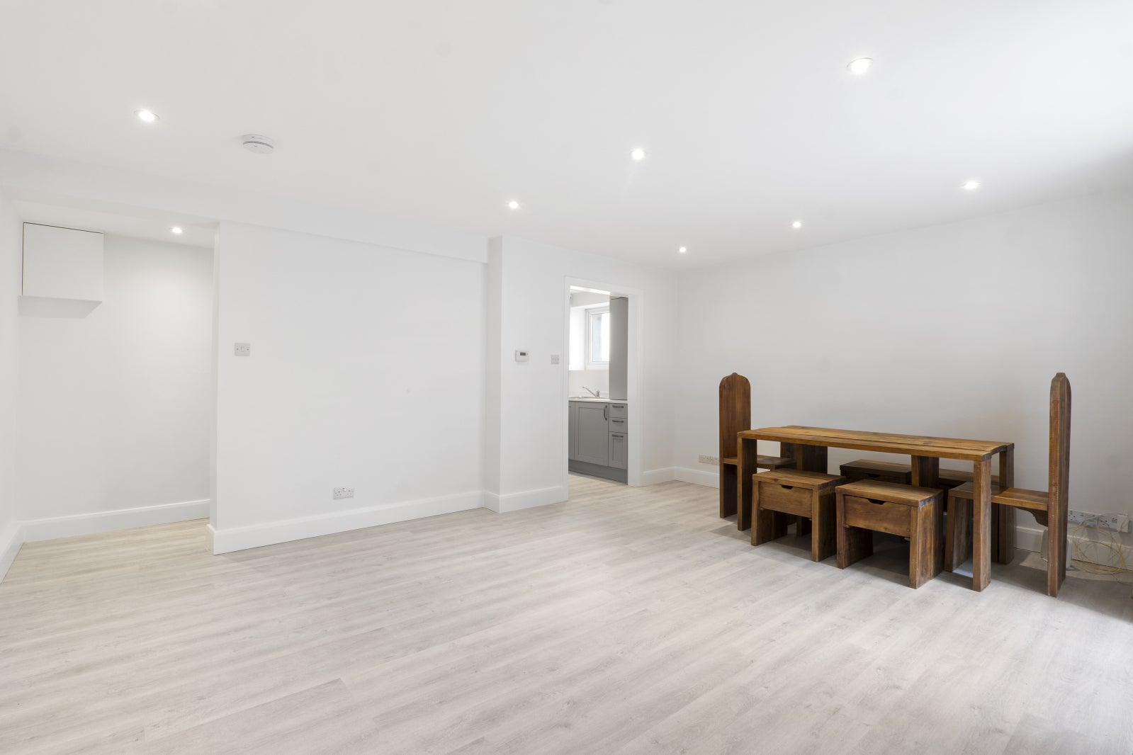 Flat Offord Road in Greater London