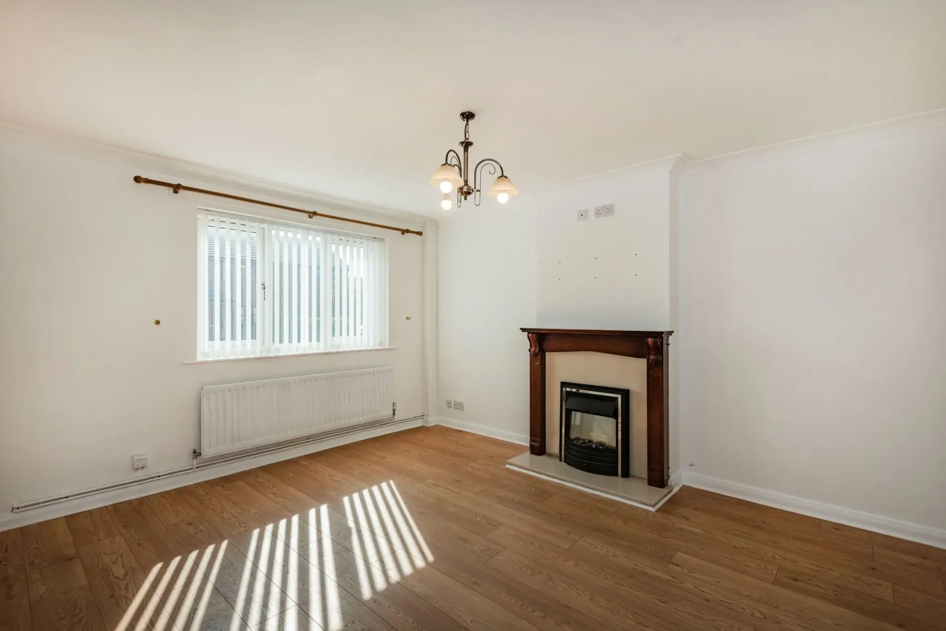 House Hilltop Close in Ewloe Green