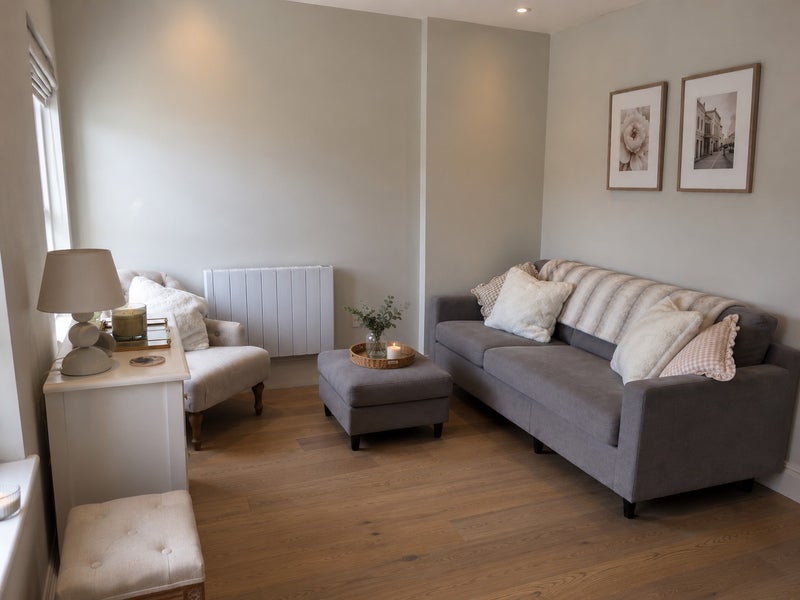 Room Comeragh Road in Greater London