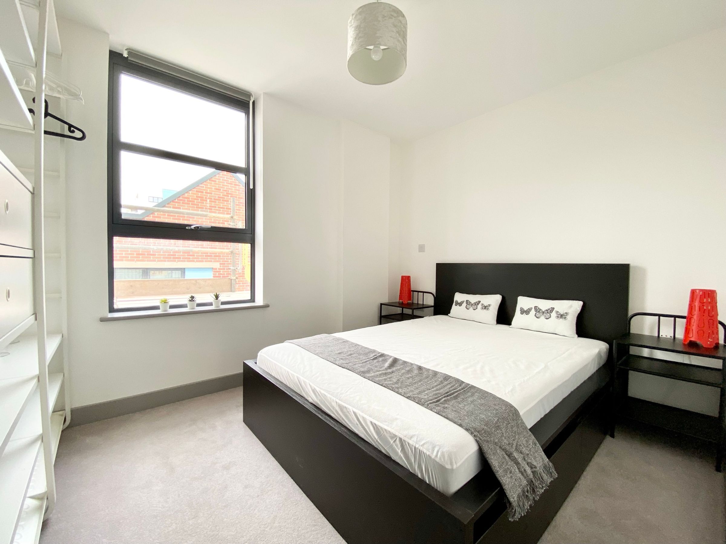 Flat Central Road in Bristol