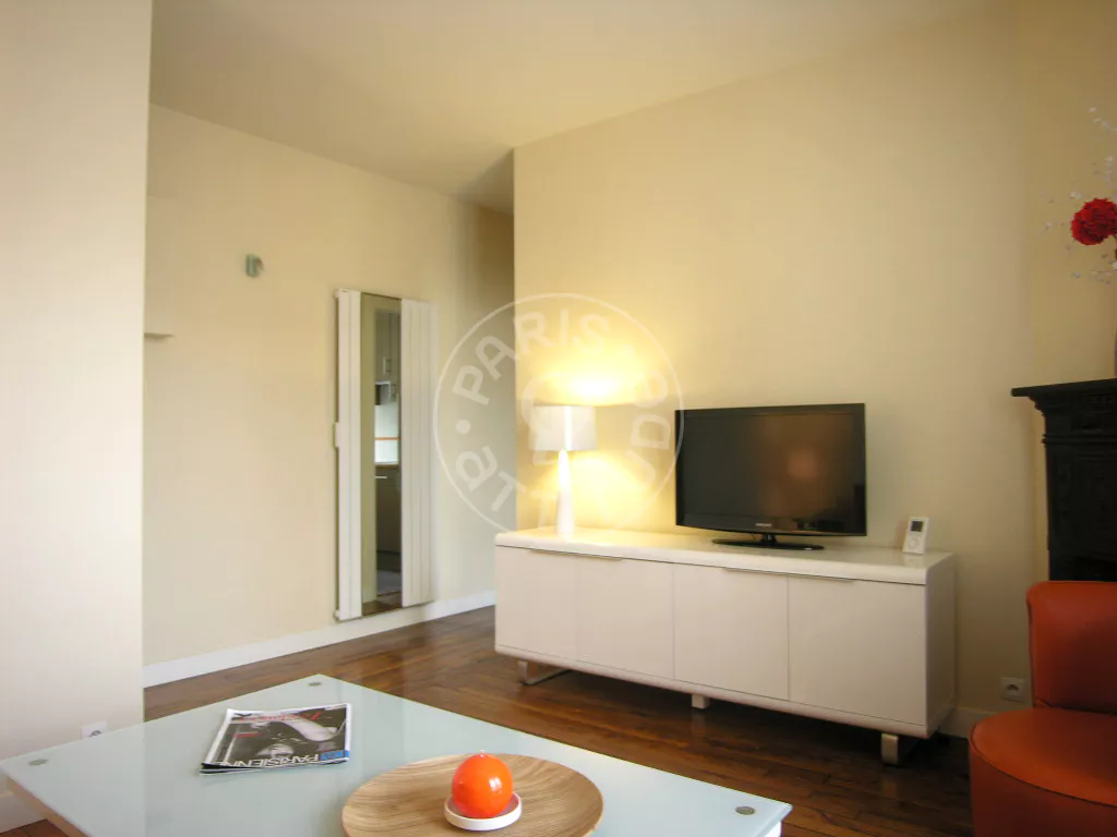 Appartement Rue Saint-Bernard à Paris