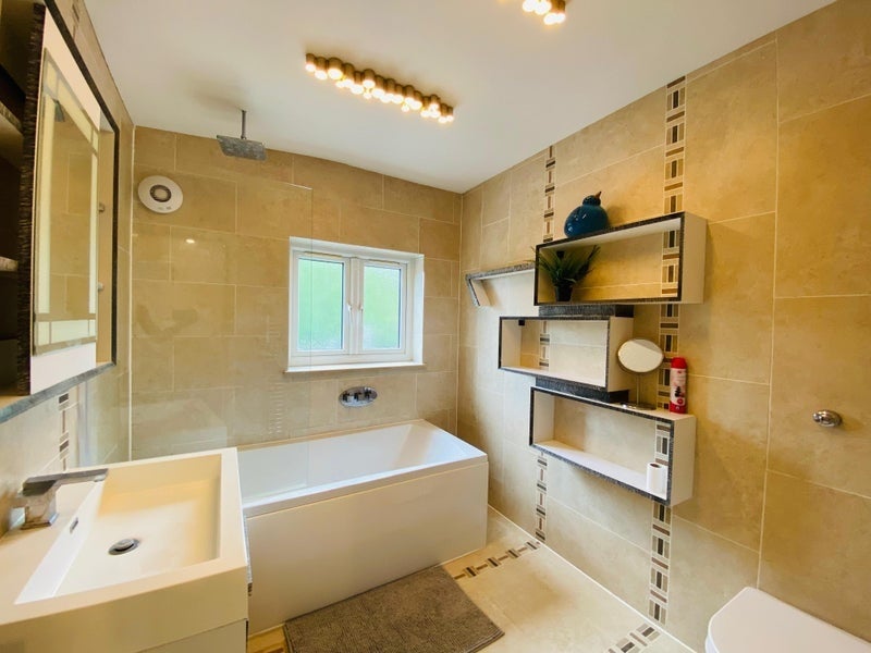 Room Walsingham Road in Greater London
