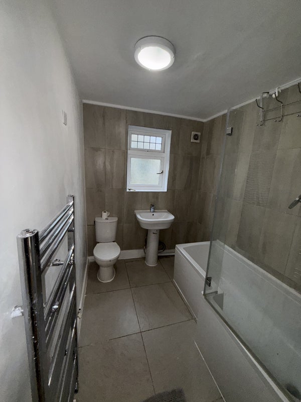 Room Verdayne Avenue in Greater London