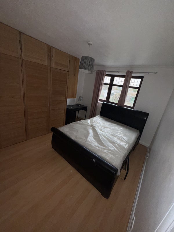 Room Verdayne Avenue in Greater London