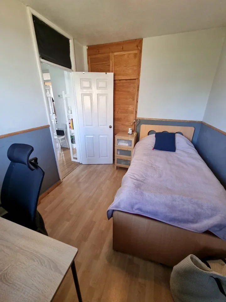 Flat Bayham Street in Greater London