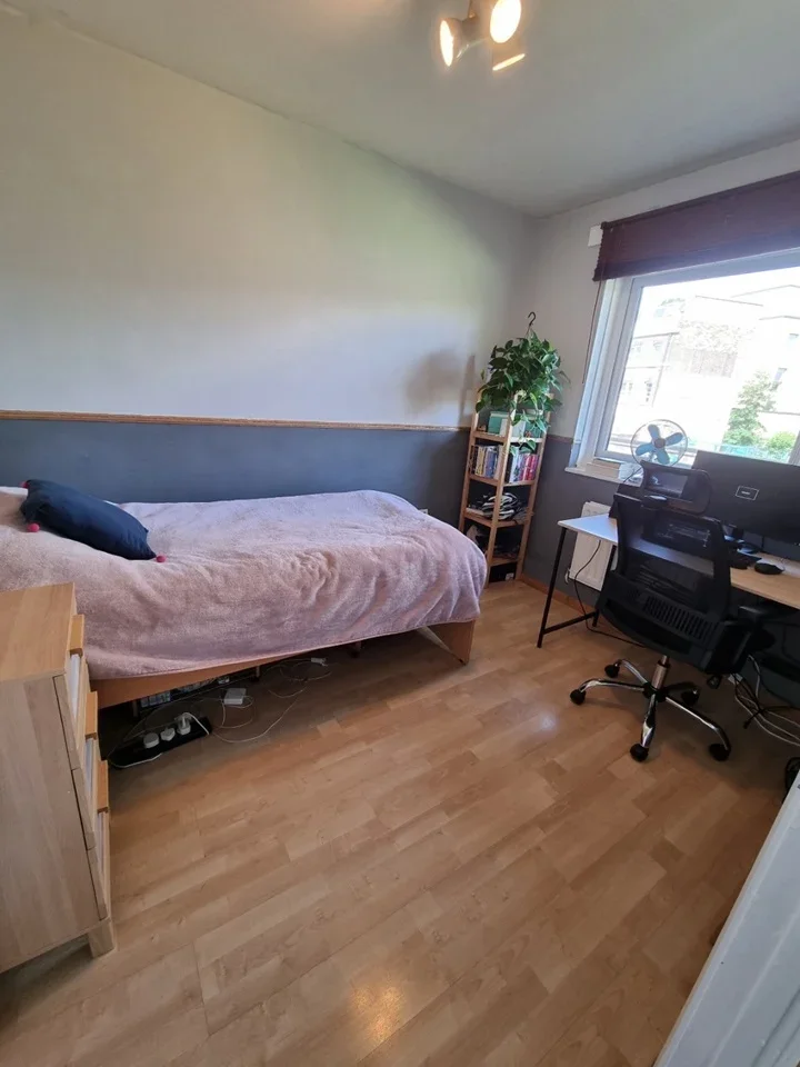 Flat Bayham Street in Greater London
