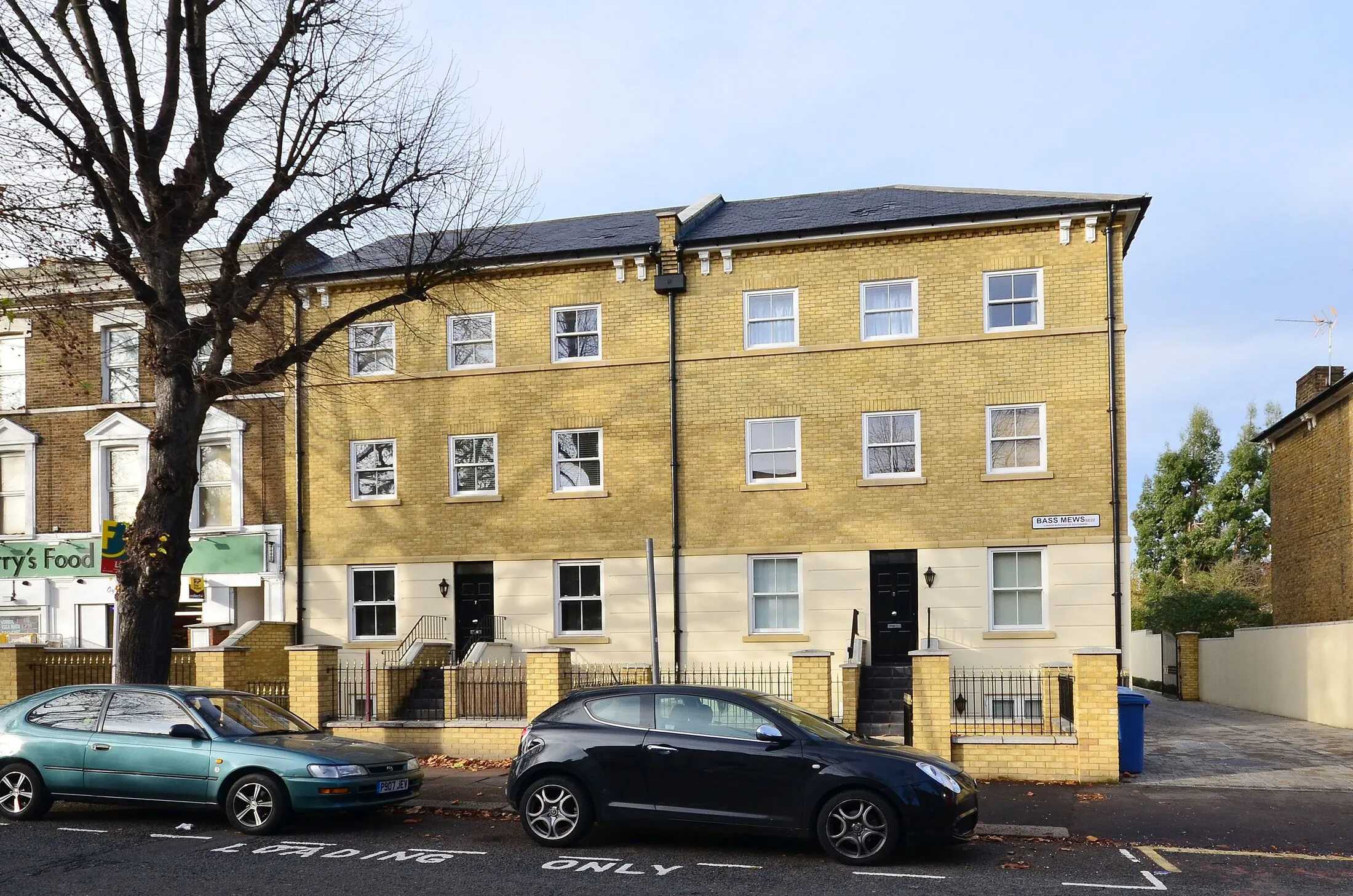 Flat Barry Road in Greater London
