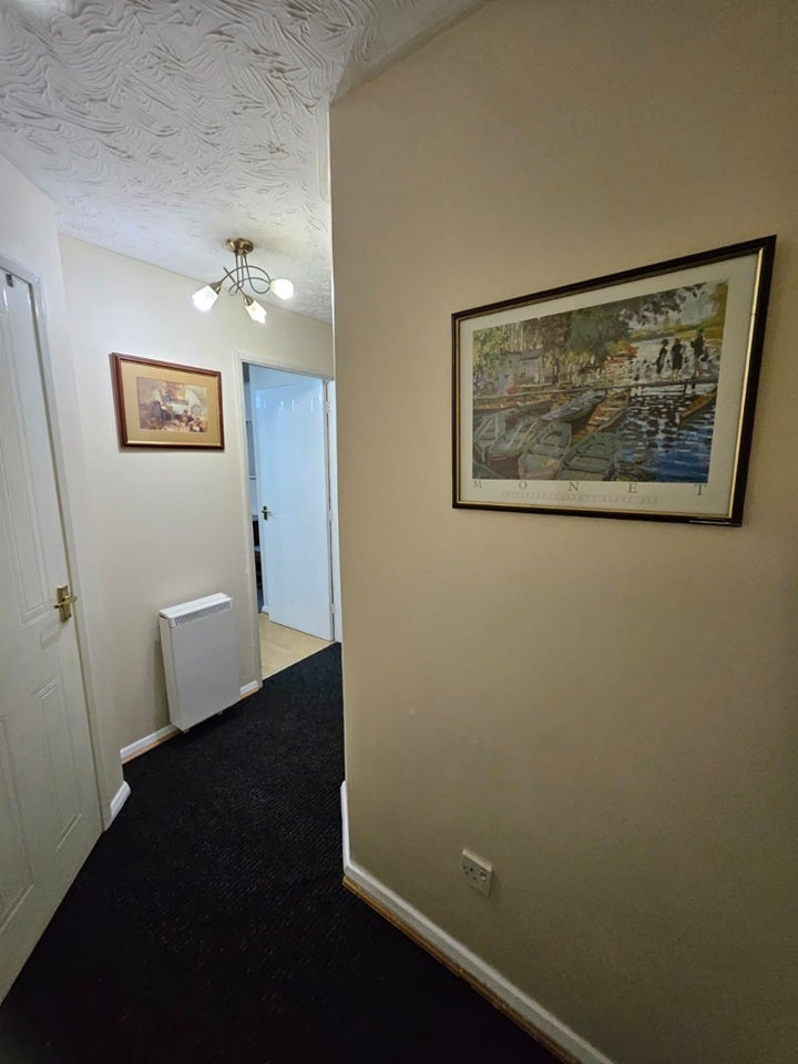 Flat Drapers Field in Coventry