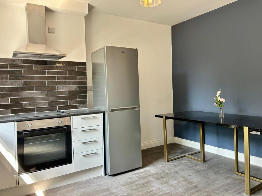 Room Ashbourne Road in Derby