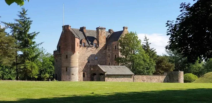 House Dairsie Bridge in Dairsie